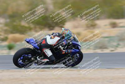 media/Jan-14-2023-SoCal Trackdays (Sat) [[497694156f]]/Turn 9 Set 2 (1130am)/